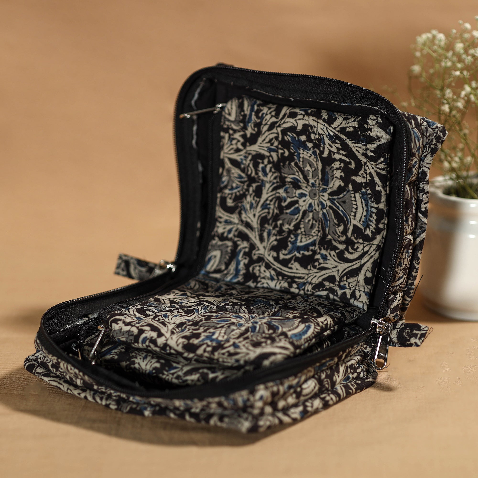 Black Handmade 4 Pockets Cotton Jewelry Bag 05 