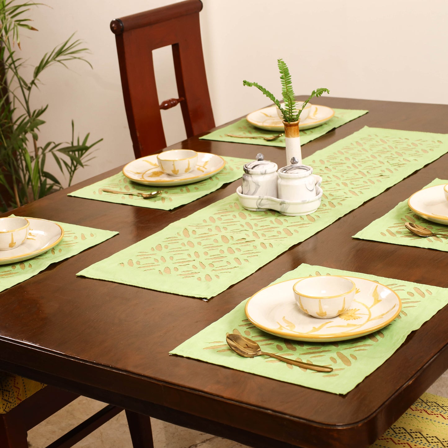 Green - Barmer Applique Cutwork Dining Table Runner with Mat Set 04