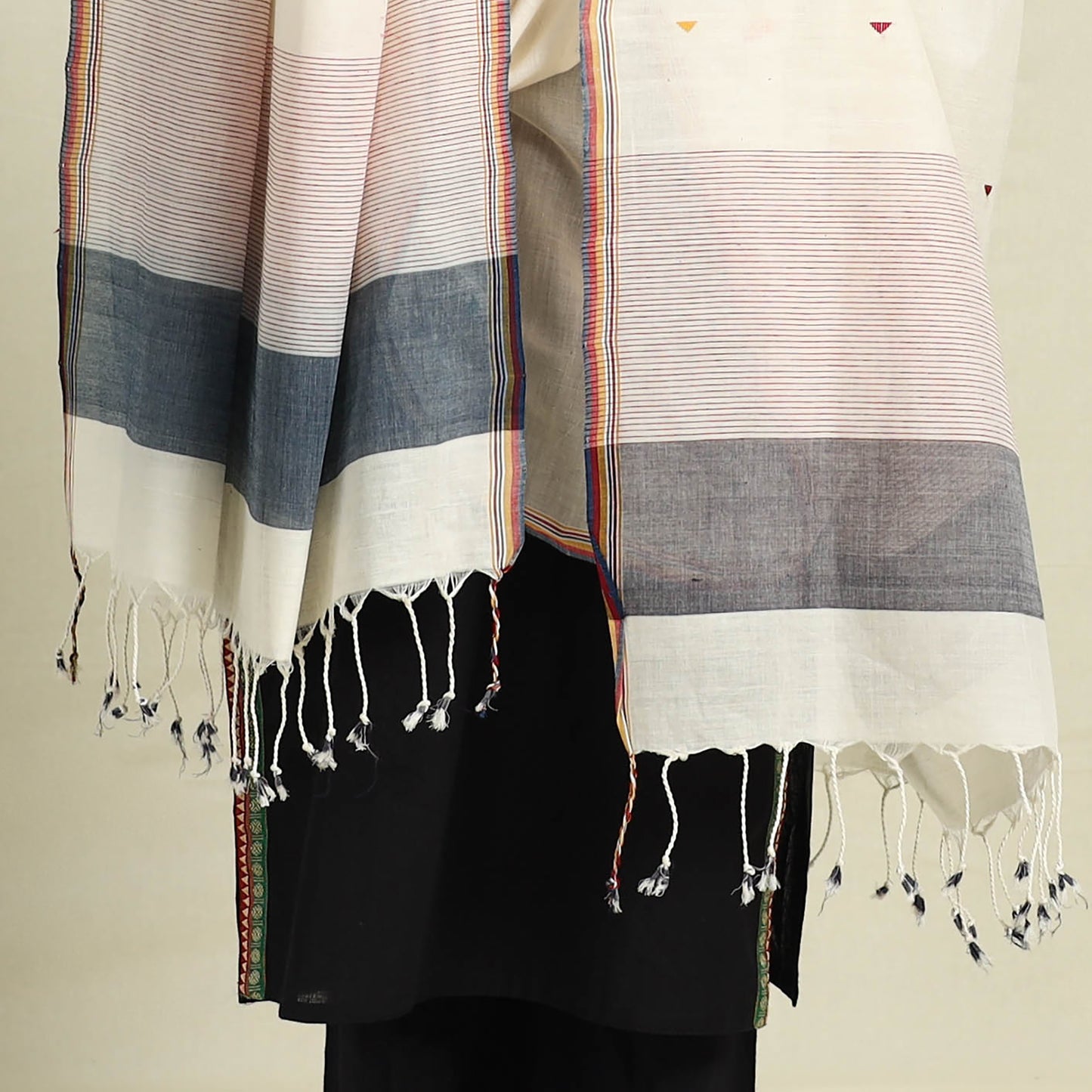 Buy Handloom Cotton Srikakulam Jamdani Dupatta