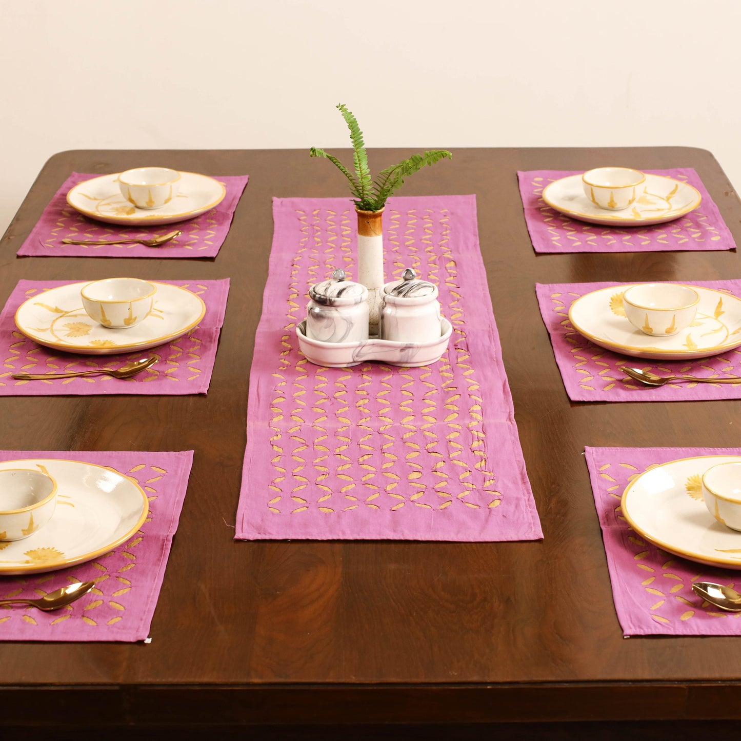 Pink - Barmer Applique Cutwork Dining Table Runner with Mat Set 05