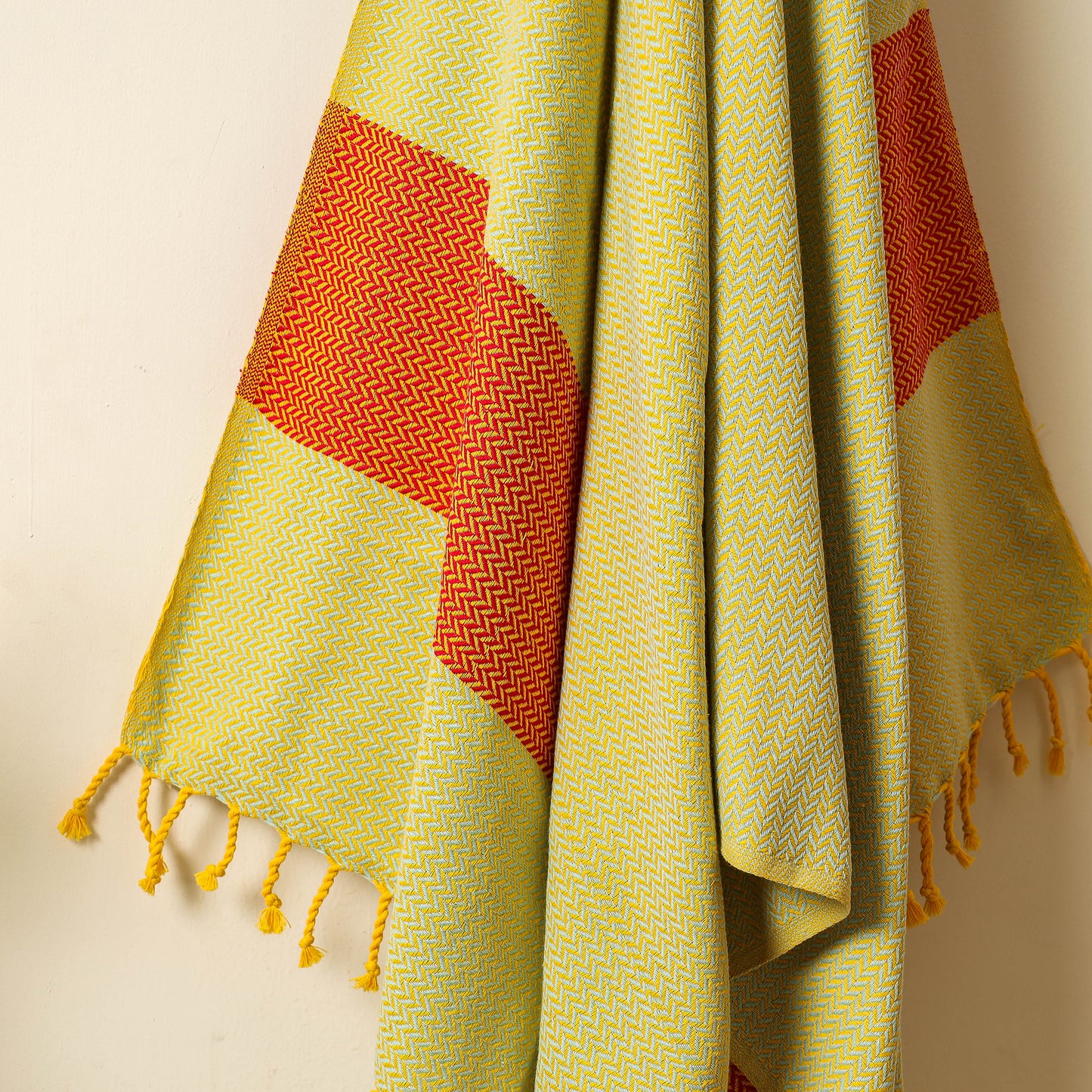 Handloom Cotton Towel with Tassels from Bijnor by Nizam