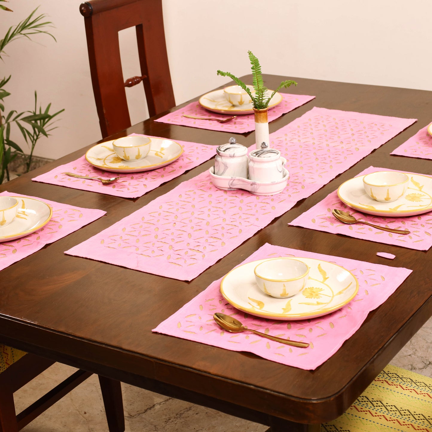 Pink - Barmer Applique Cutwork Dining Table Runner with Mat Set 13
