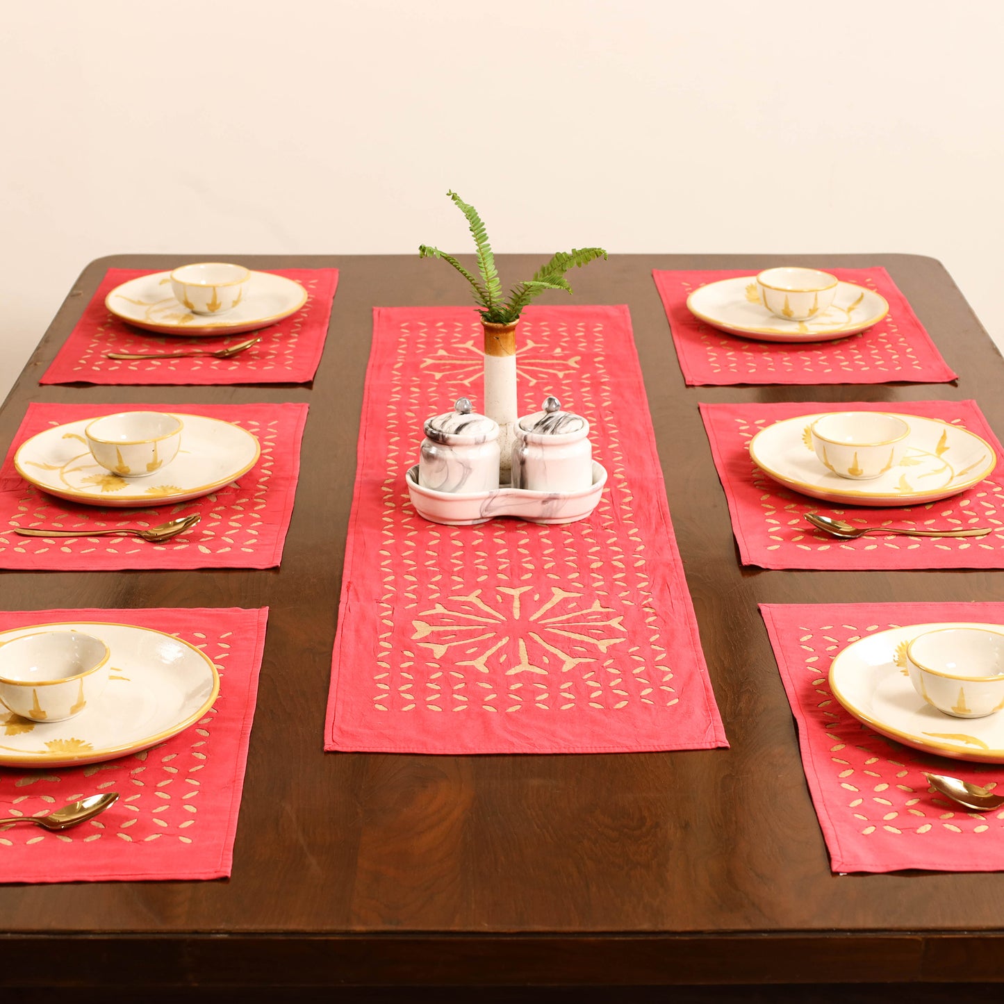 Red - Barmer Applique Cutwork Dining Table Runner with Mat Set 14