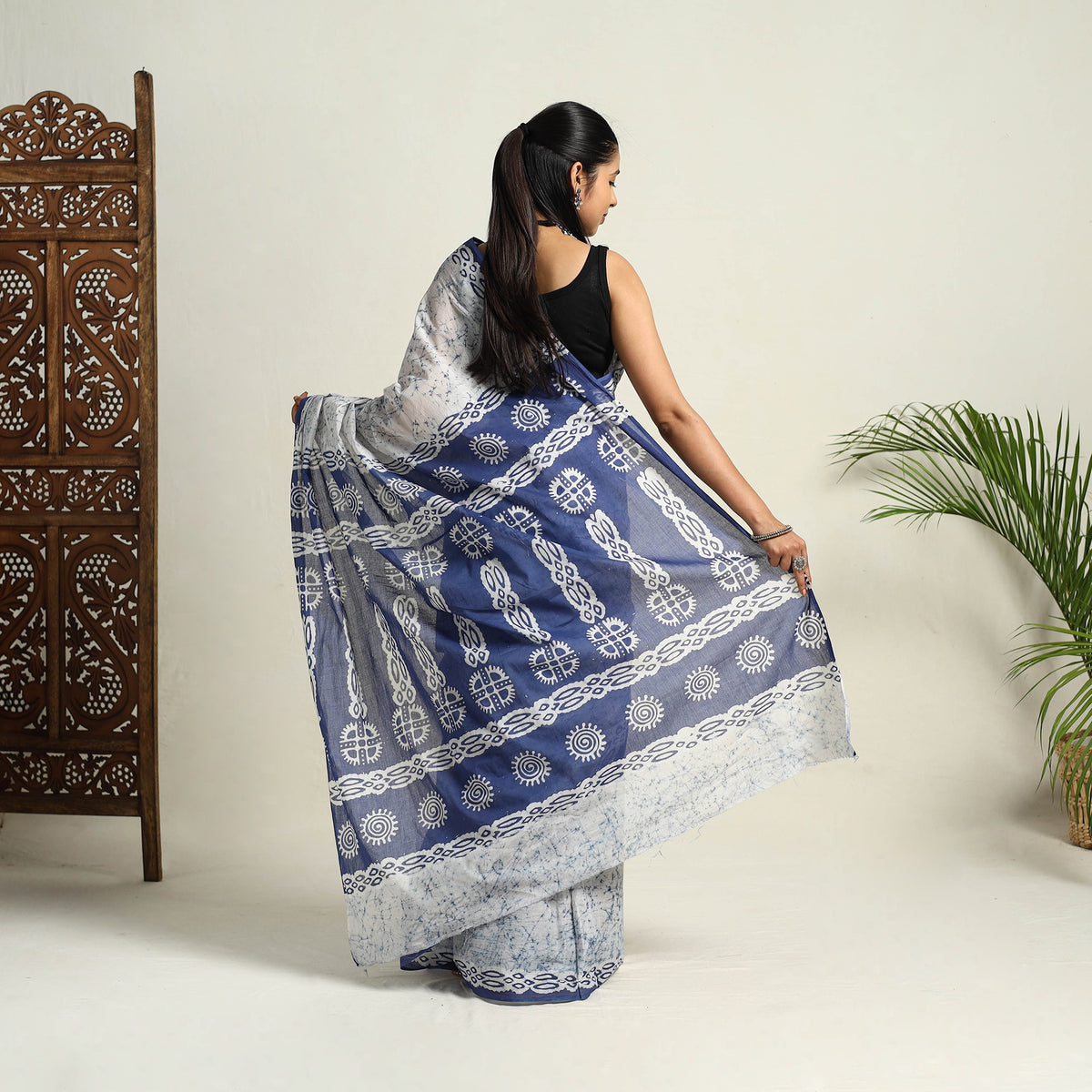 Buy Blue Mul Cotton Hand Batik Print Saree