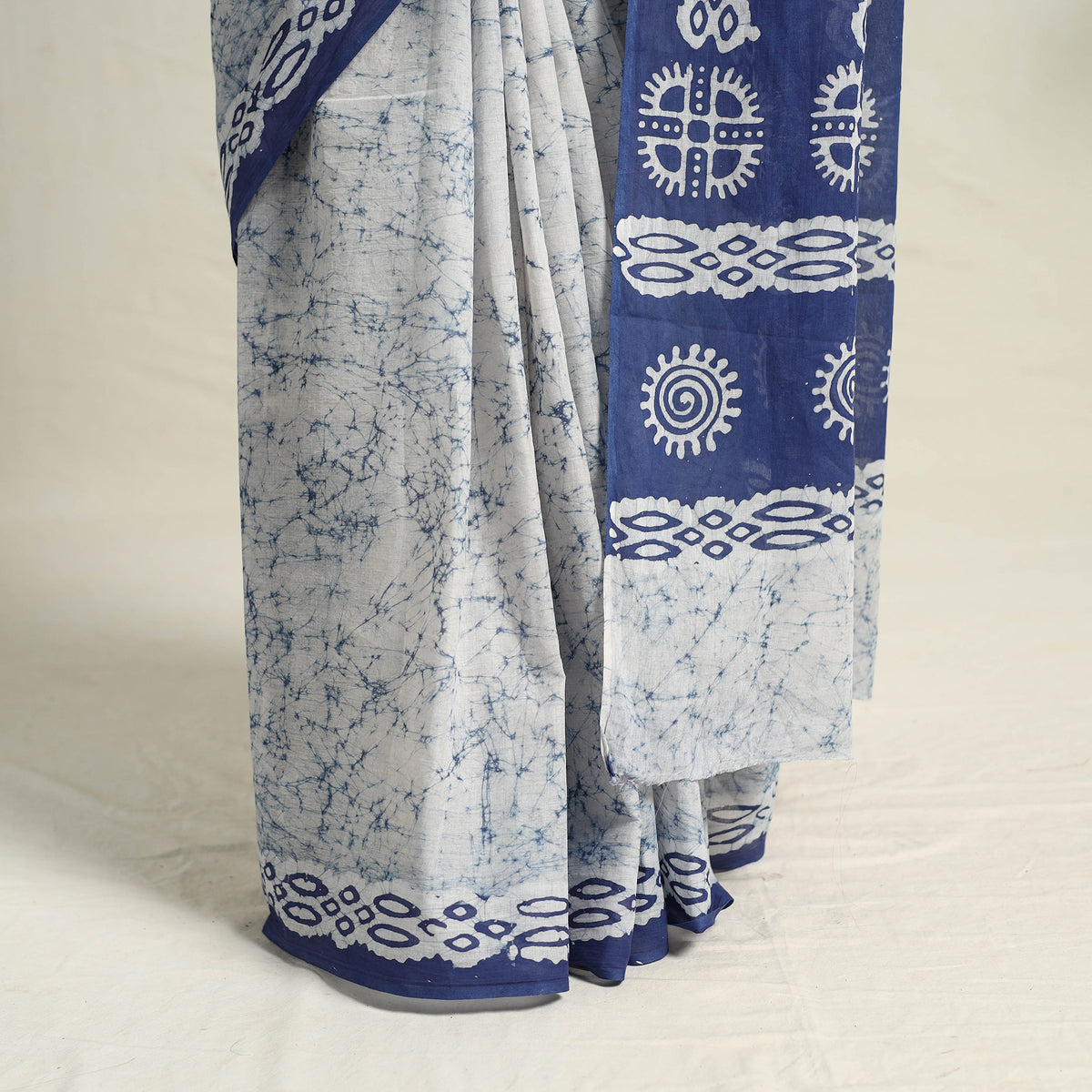 Buy Blue Mul Cotton Hand Batik Print Saree