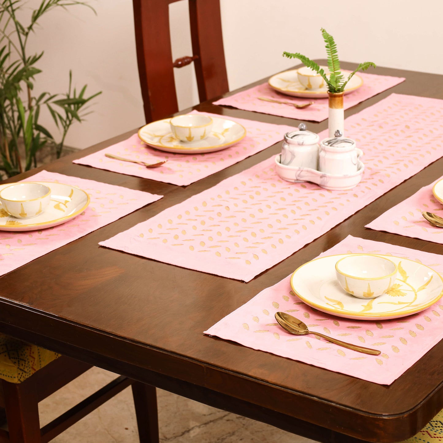 Peach - Barmer Applique Cutwork Dining Table Runner with Mat Set 17