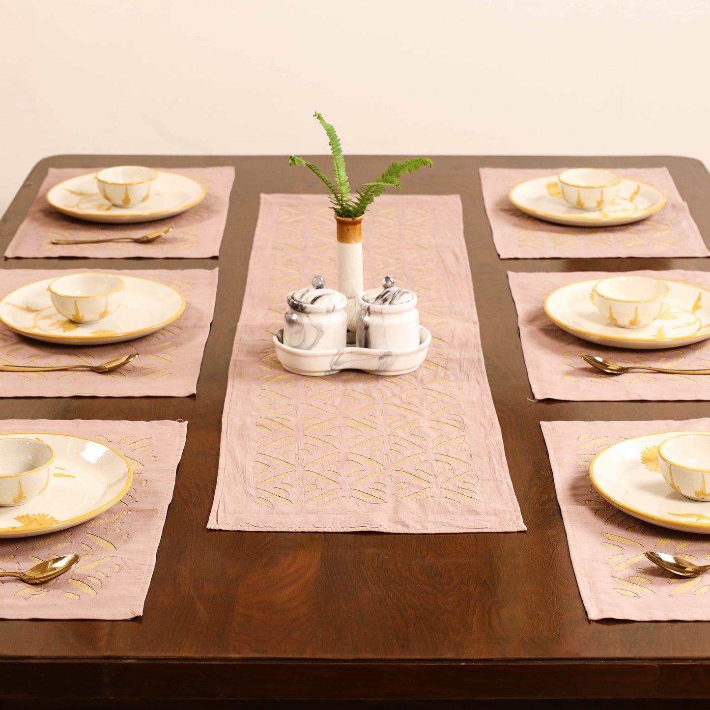 Barmer Applique Cutwork Dining Table Runner with Mat Set 20