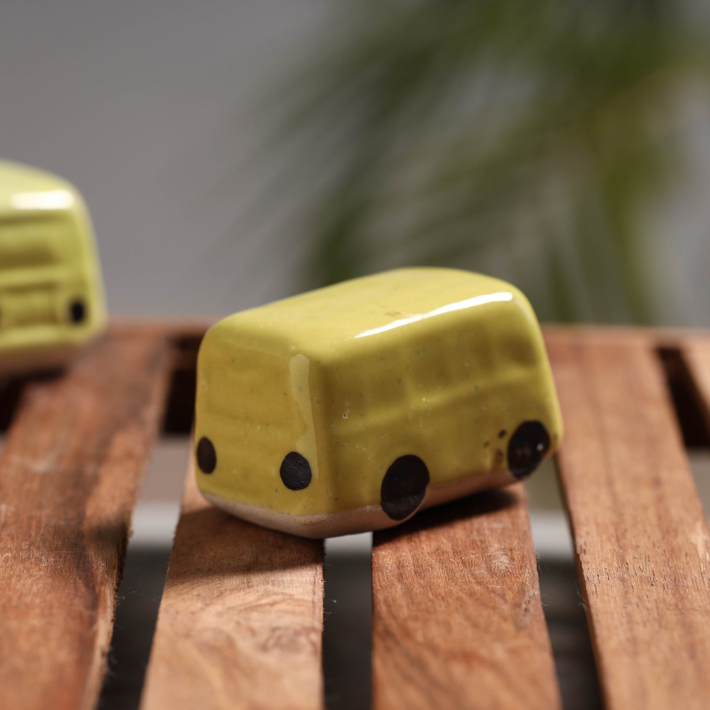 Bus - Handcrafted Ceramic Toys (Set of 2)