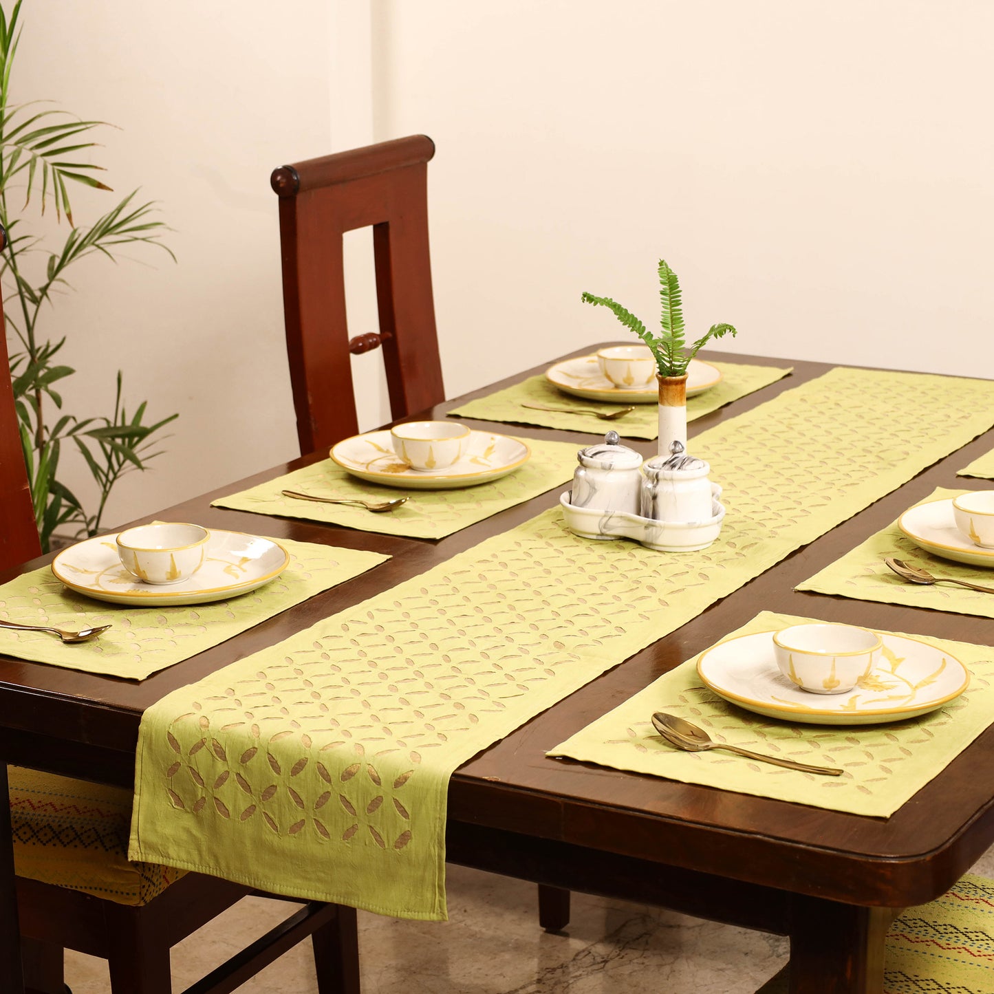 Barmer Applique Cutwork Dining Table Runner with Mat Set 47