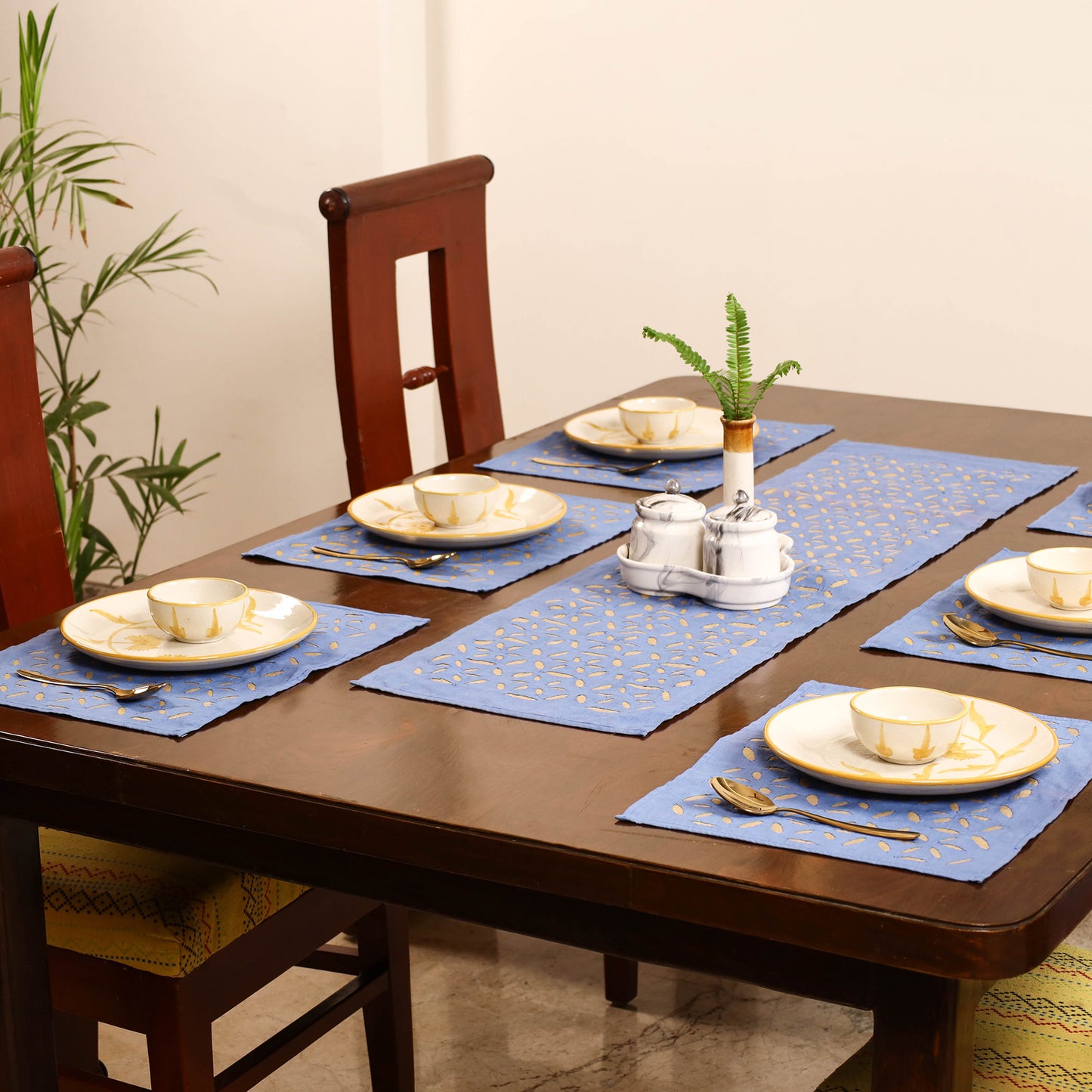 Barmer Applique Cutwork Dining Table Runner with Mat Set 49