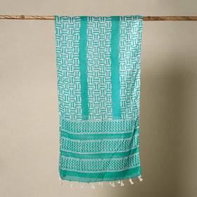 Buy Green Mul Cotton Hand Batik Print Stole with Tassels