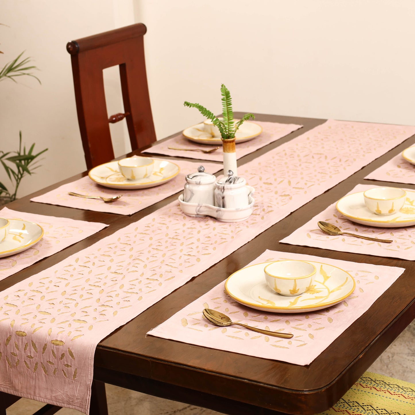 Barmer Applique Cutwork Dining Table Runner with Mat Set 50