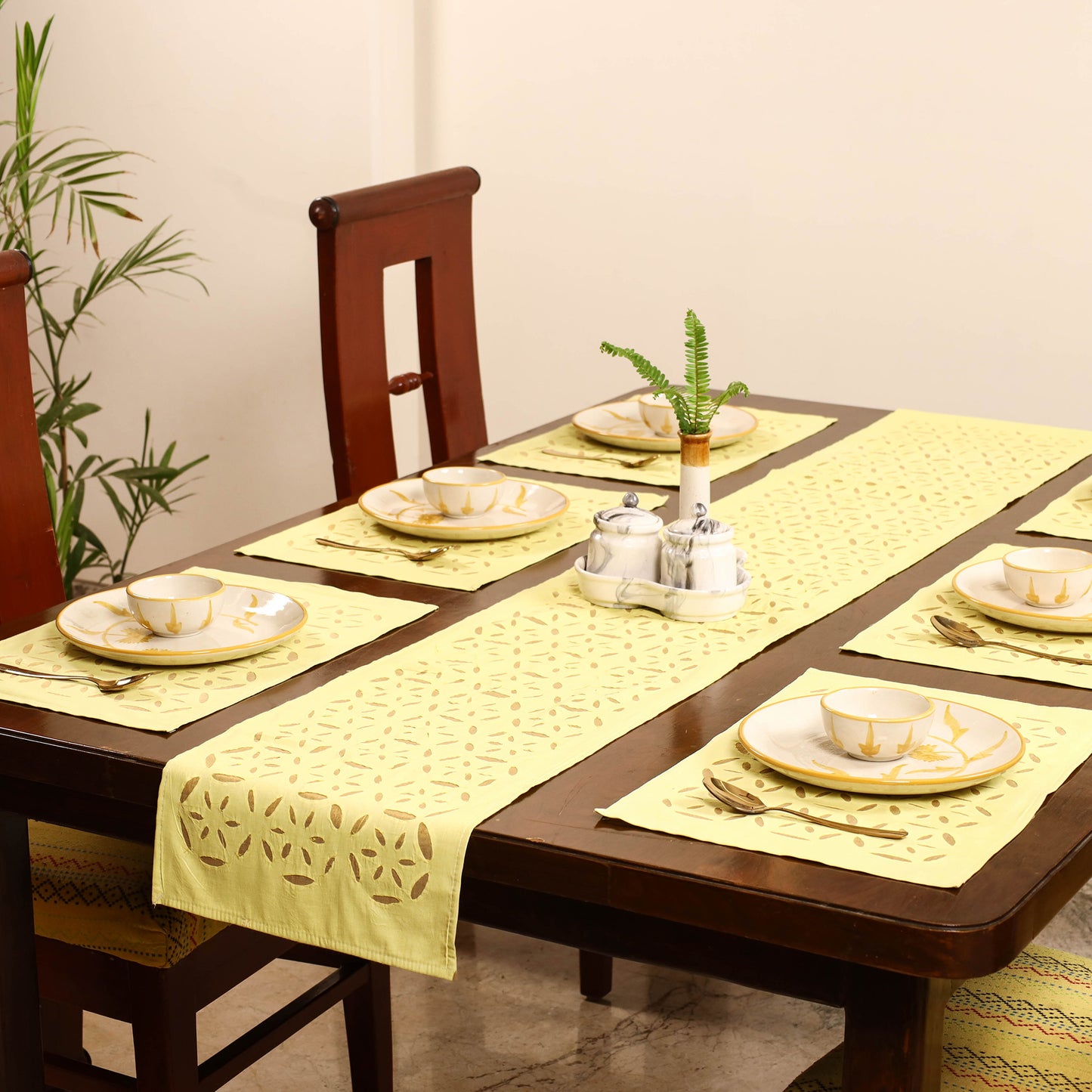 Barmer Applique Cutwork Dining Table Runner with Mat Set 55