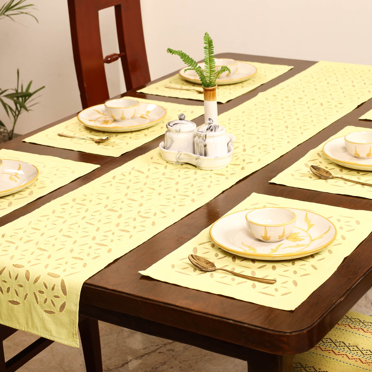 Barmer Applique Cutwork Dining Table Runner with Mat Set 55
