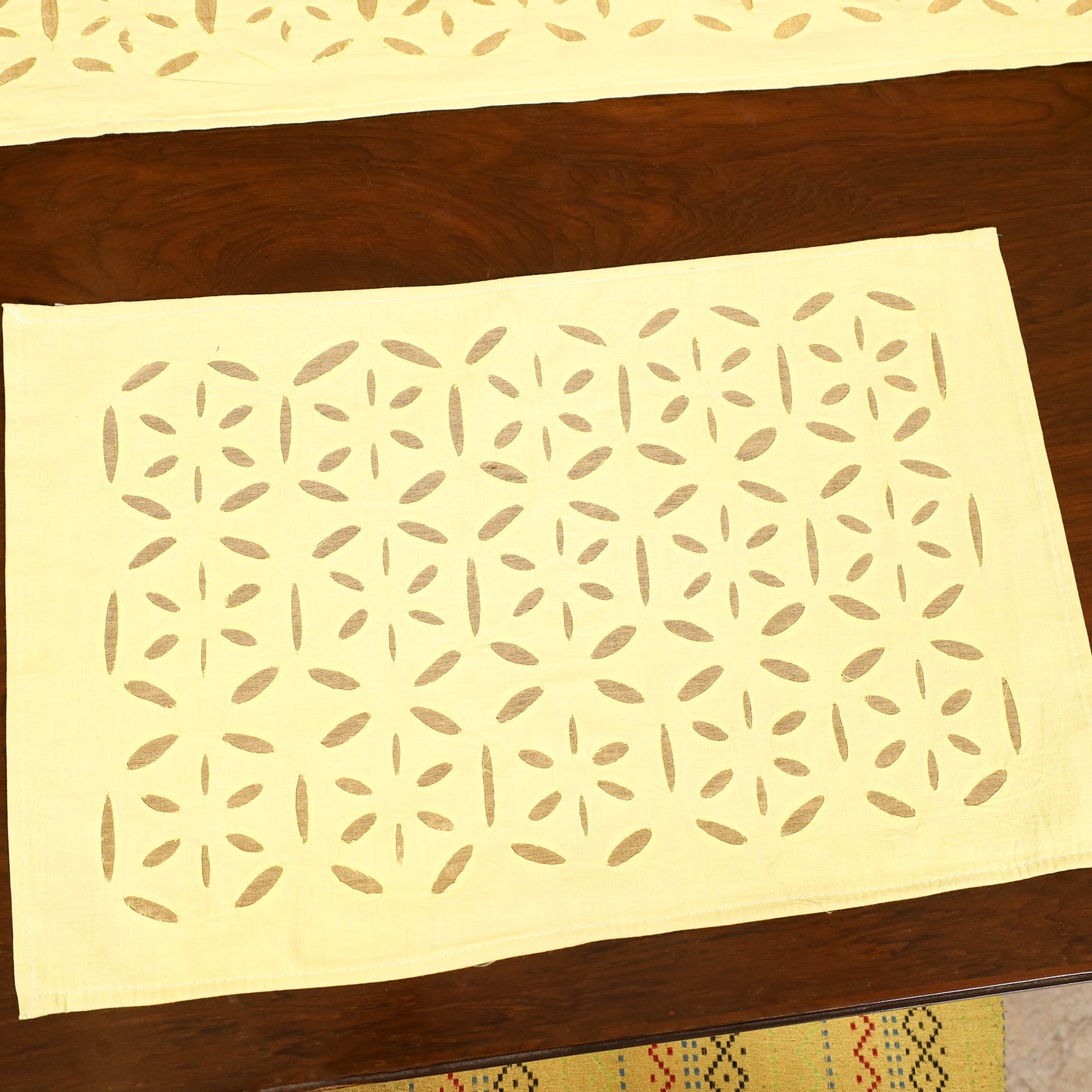 Barmer Applique Cutwork Dining Table Runner with Mat Set 55