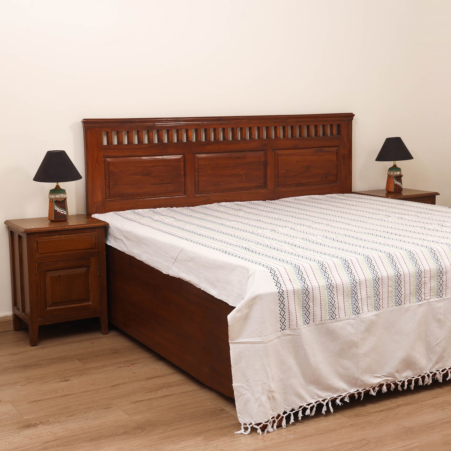 Bijnor Pure Handloom Cotton Double Bed Sheet (108 x 90 in) 31