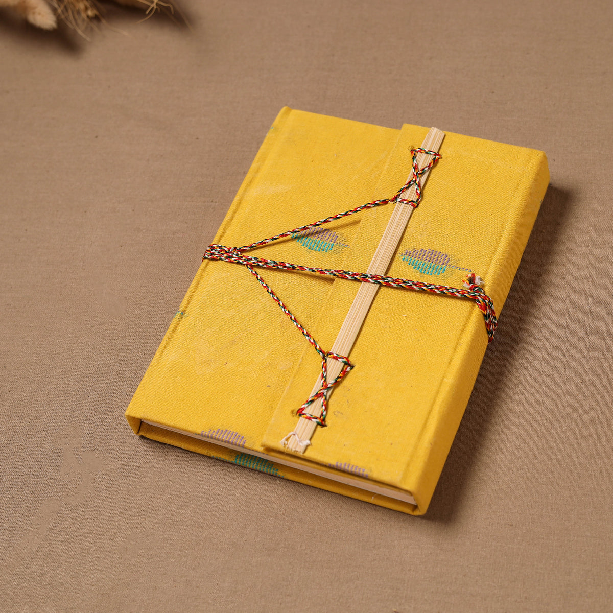 Handmade Paper Notebook in Buti Cover with Thread Lock (7 x 5 in) 14