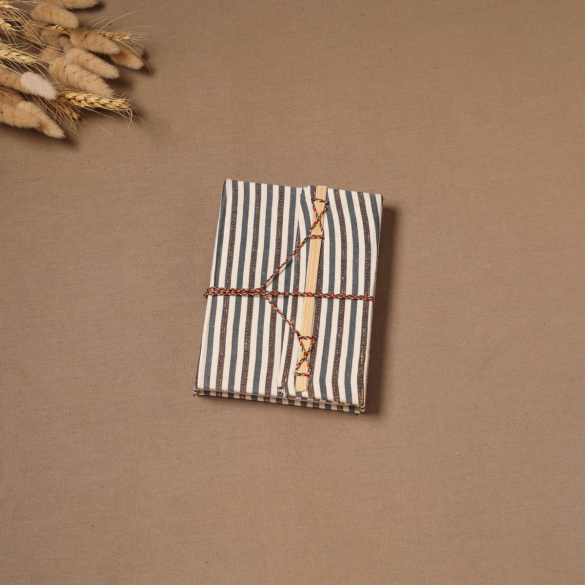 Handmade Paper Notebook in Buti Cover with Thread Lock (7 x 5 in) 16