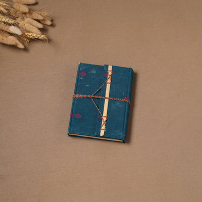 Handmade Paper Notebook in Buti Cover with Thread Lock (7 x 5 in) 19