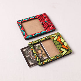 Madhubani Handpainted Wooden Photo Frame Fridge Magnet (Set of 2) 16