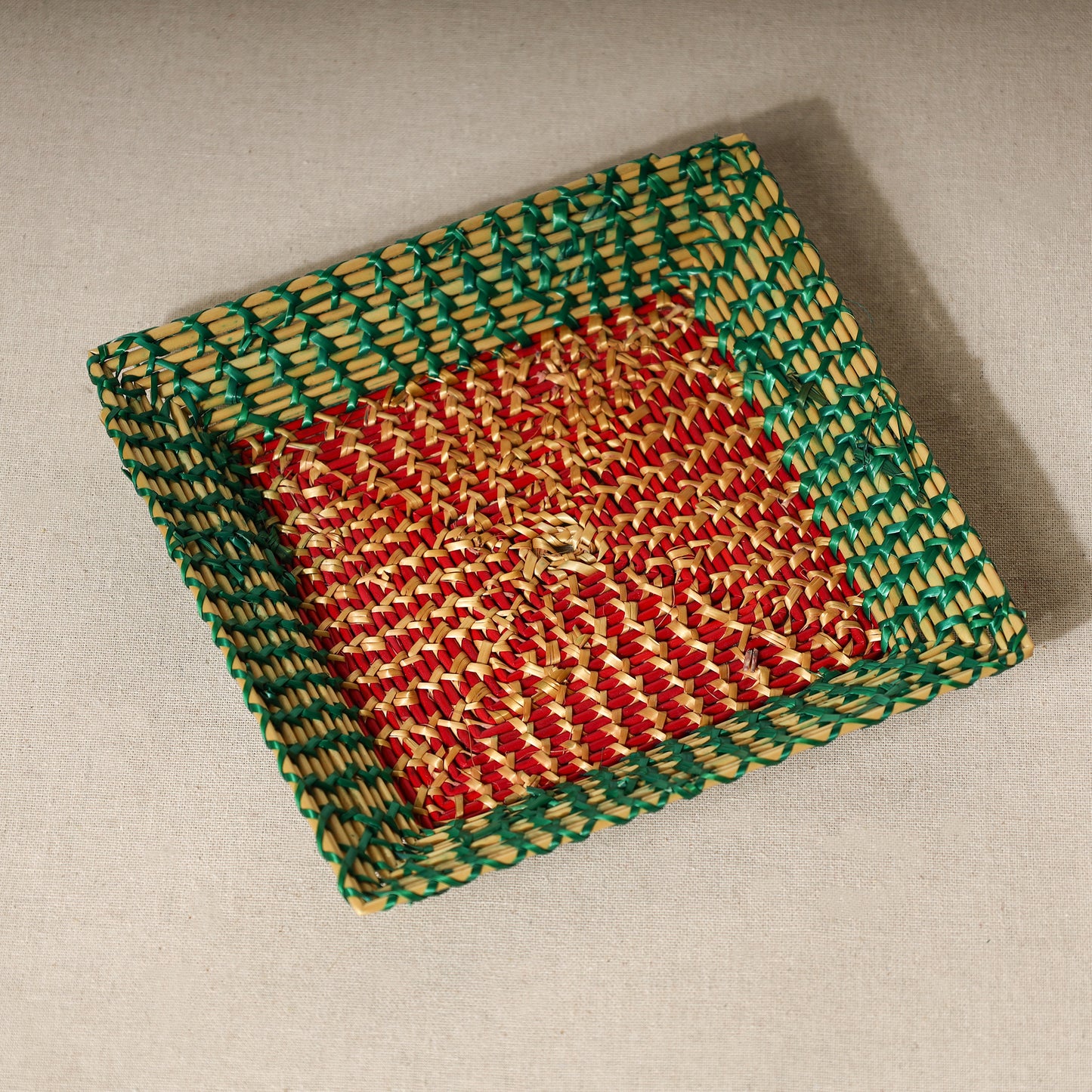Handmade Sikki Grass Multipurpose Tray (Small)