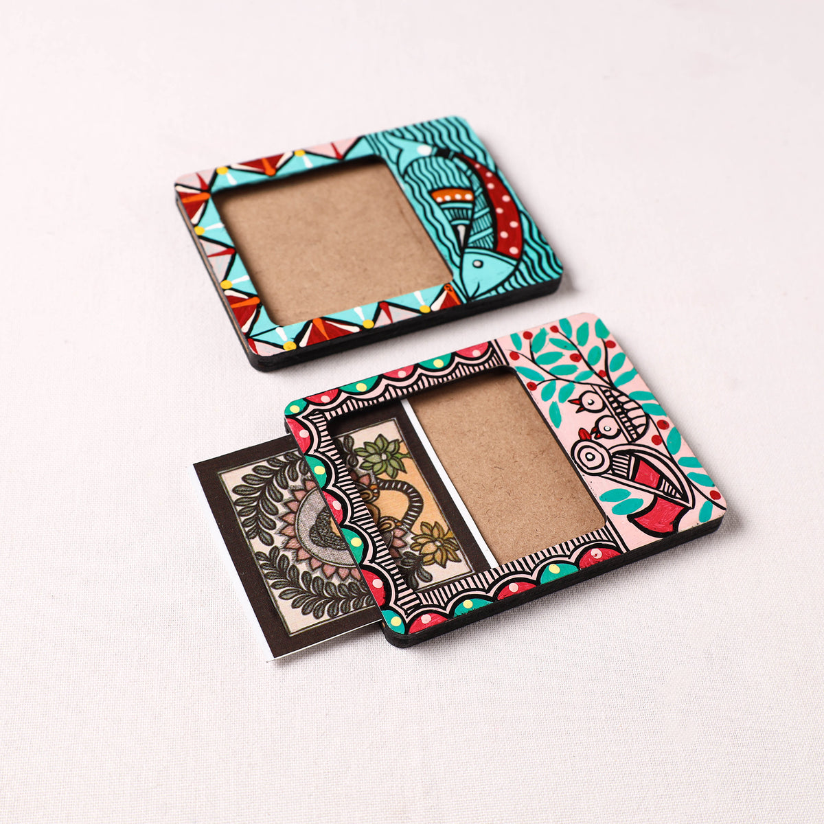 Madhubani Handpainted Wooden Photo Frame Fridge Magnet (Set of 2) 02