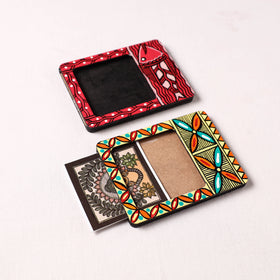 Madhubani Handpainted Wooden Photo Frame Fridge Magnet (Set of 2) 05