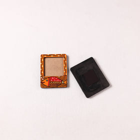 Madhubani Handpainted Wooden Photo Frame Fridge Magnet (Set of 2) 06