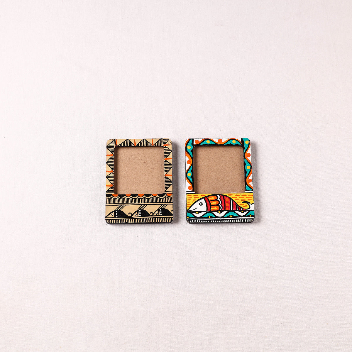 Madhubani Handpainted Wooden Photo Frame Fridge Magnet (Set of 2) 10