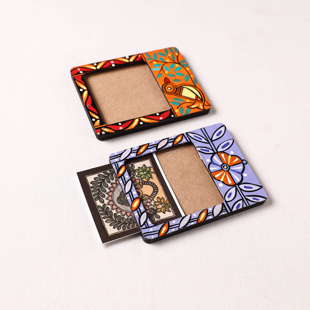 Madhubani Handpainted Wooden Photo Frame Fridge Magnet (Set of 2) 12