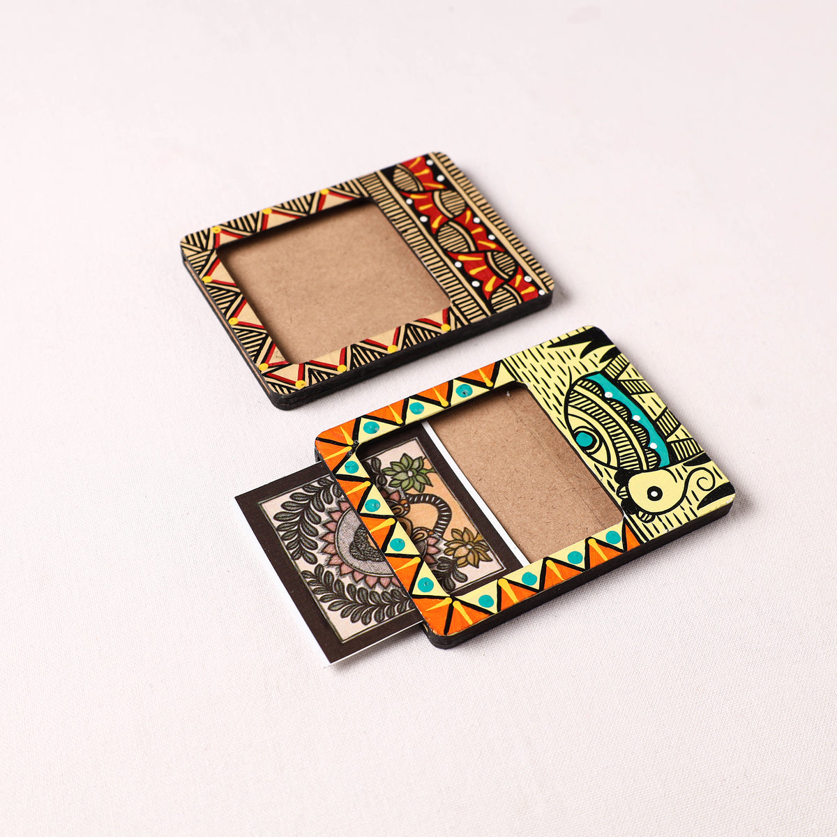 Madhubani Handpainted Wooden Photo Frame Fridge Magnet (Set of 2) 13