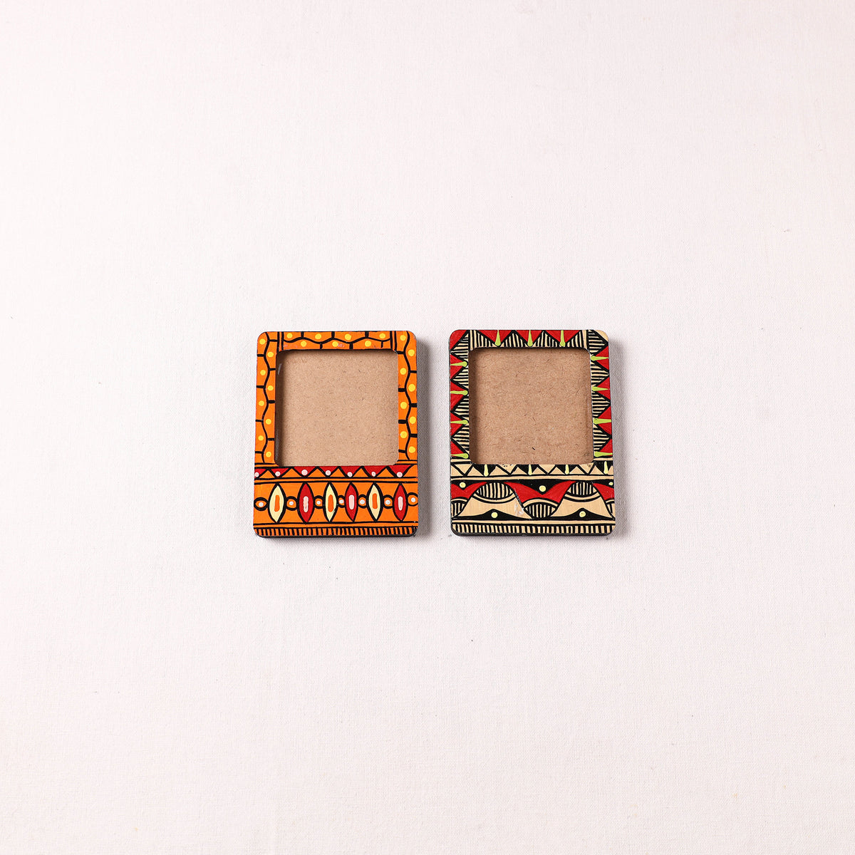 Madhubani Handpainted Wooden Photo Frame Fridge Magnet (Set of 2) 14