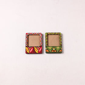 Madhubani Handpainted Wooden Photo Frame Fridge Magnet (Set of 2) 19