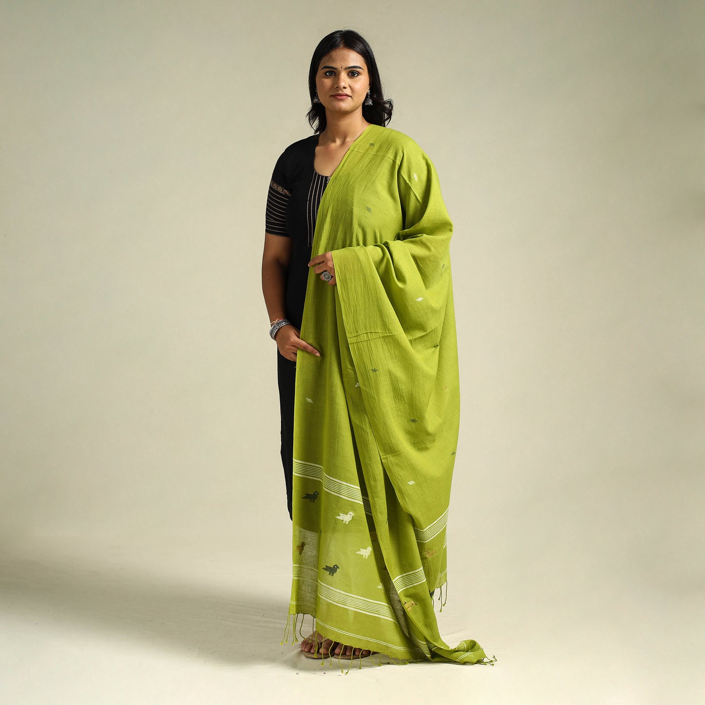 Buy Handloom Cotton Burdwan Jamdani Dupatta