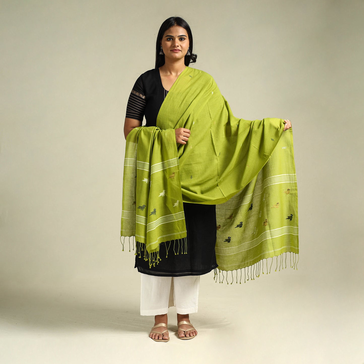 Buy Handloom Cotton Burdwan Jamdani Dupatta