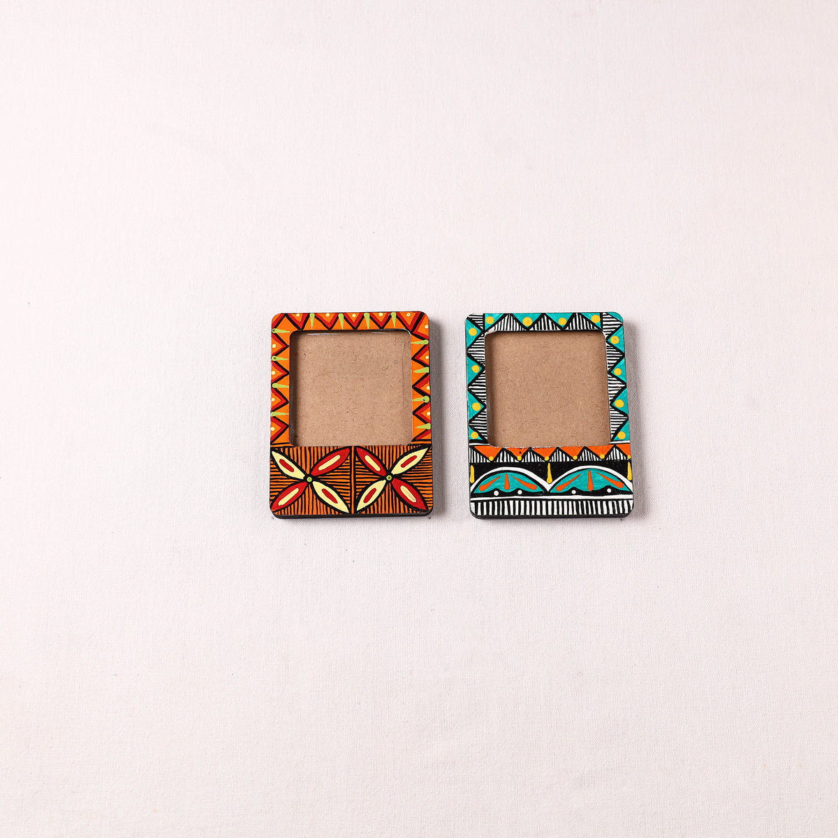 Madhubani Handpainted Wooden Photo Frame Fridge Magnet (Set of 2) 21