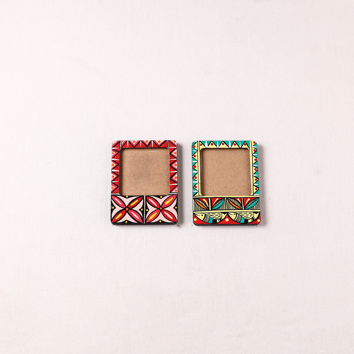 Madhubani Handpainted Wooden Photo Frame Fridge Magnet (Set of 2) 22