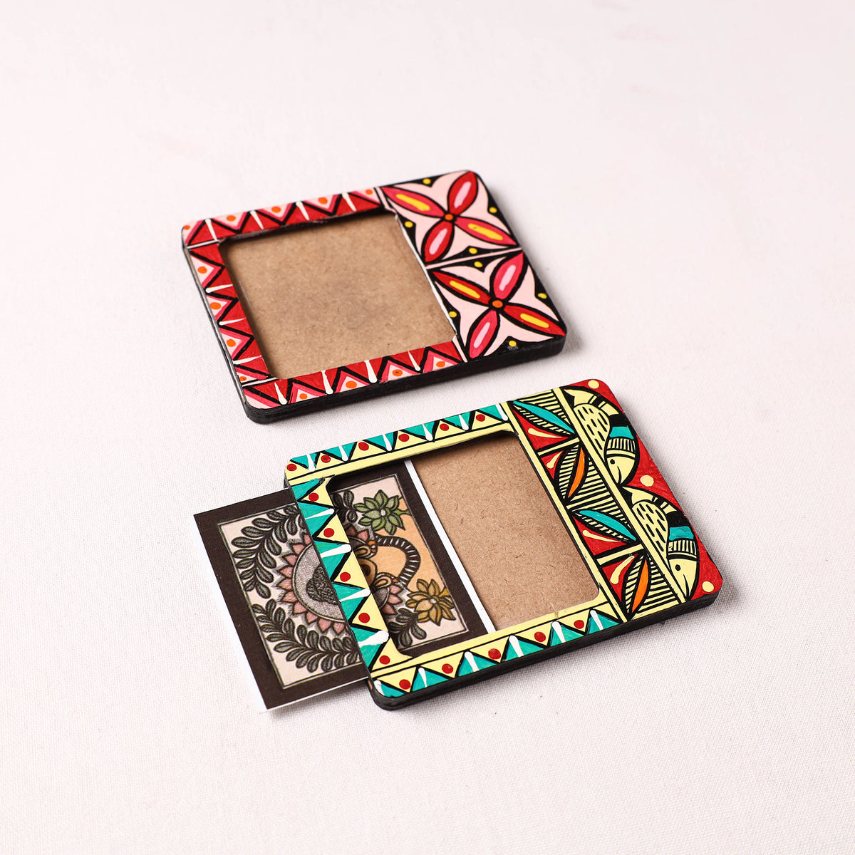 Madhubani Handpainted Wooden Photo Frame Fridge Magnet (Set of 2) 22