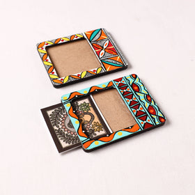 Madhubani Handpainted Wooden Photo Frame Fridge Magnet (Set of 2) 23