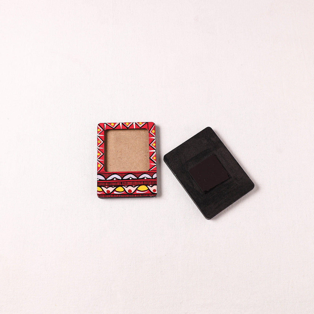 Madhubani Handpainted Wooden Photo Frame Fridge Magnet (Set of 2) 24
