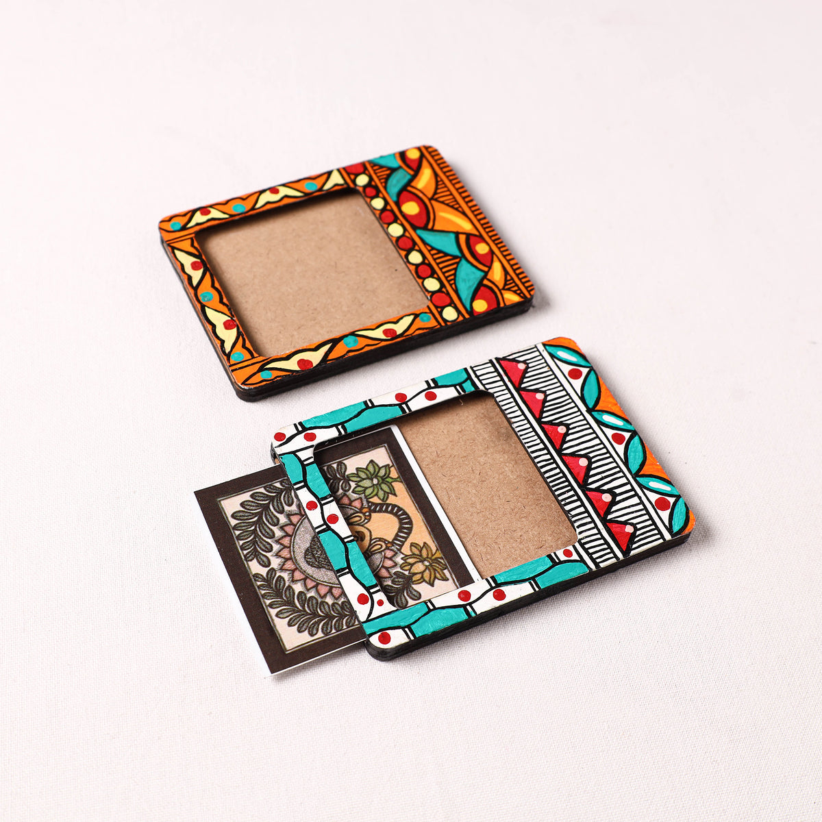 Madhubani Handpainted Wooden Photo Frame Fridge Magnet (Set of 2) 28