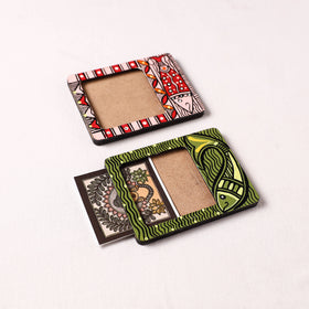 Madhubani Handpainted Wooden Photo Frame Fridge Magnet (Set of 2) 31