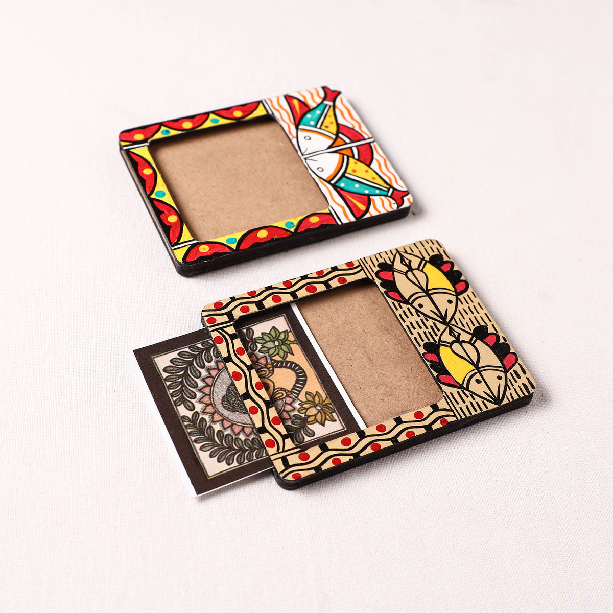 Madhubani Handpainted Wooden Photo Frame Fridge Magnet (Set of 2) 32