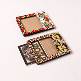 Madhubani Handpainted Wooden Photo Frame Fridge Magnet (Set of 2) 32