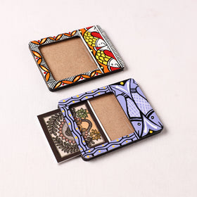 Madhubani Handpainted Wooden Photo Frame Fridge Magnet (Set of 2) 33