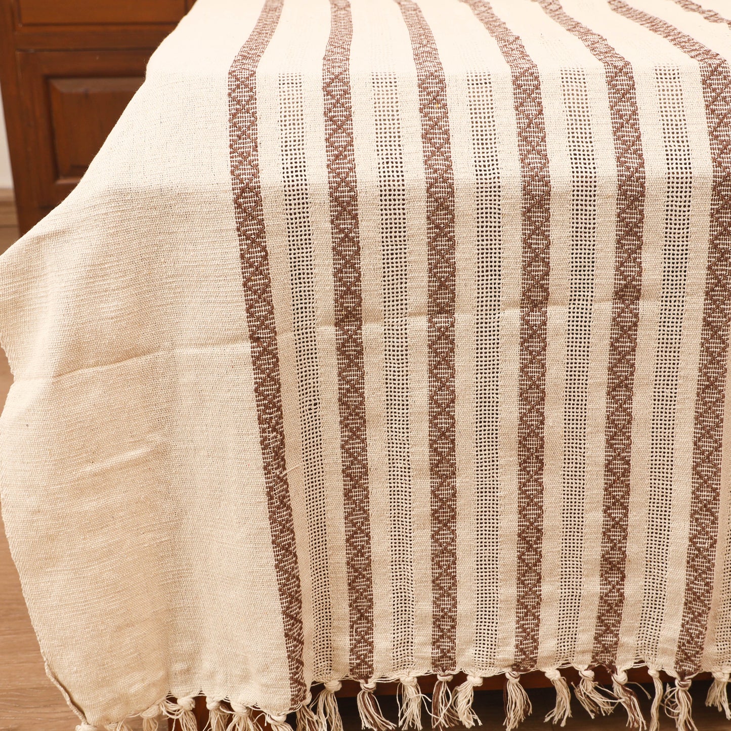 Bijnor Pure Handloom Cotton Double Bed Sheet (108 x 90 in) 44