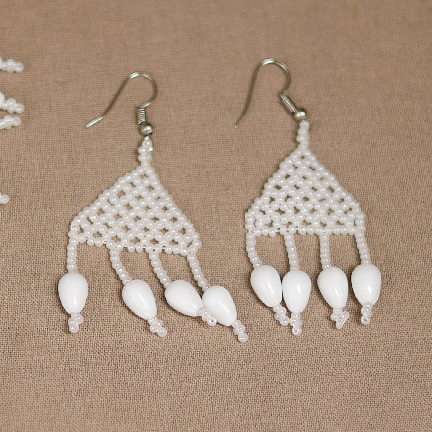 White - Handmade Beadwork Jaali Necklace Set 87