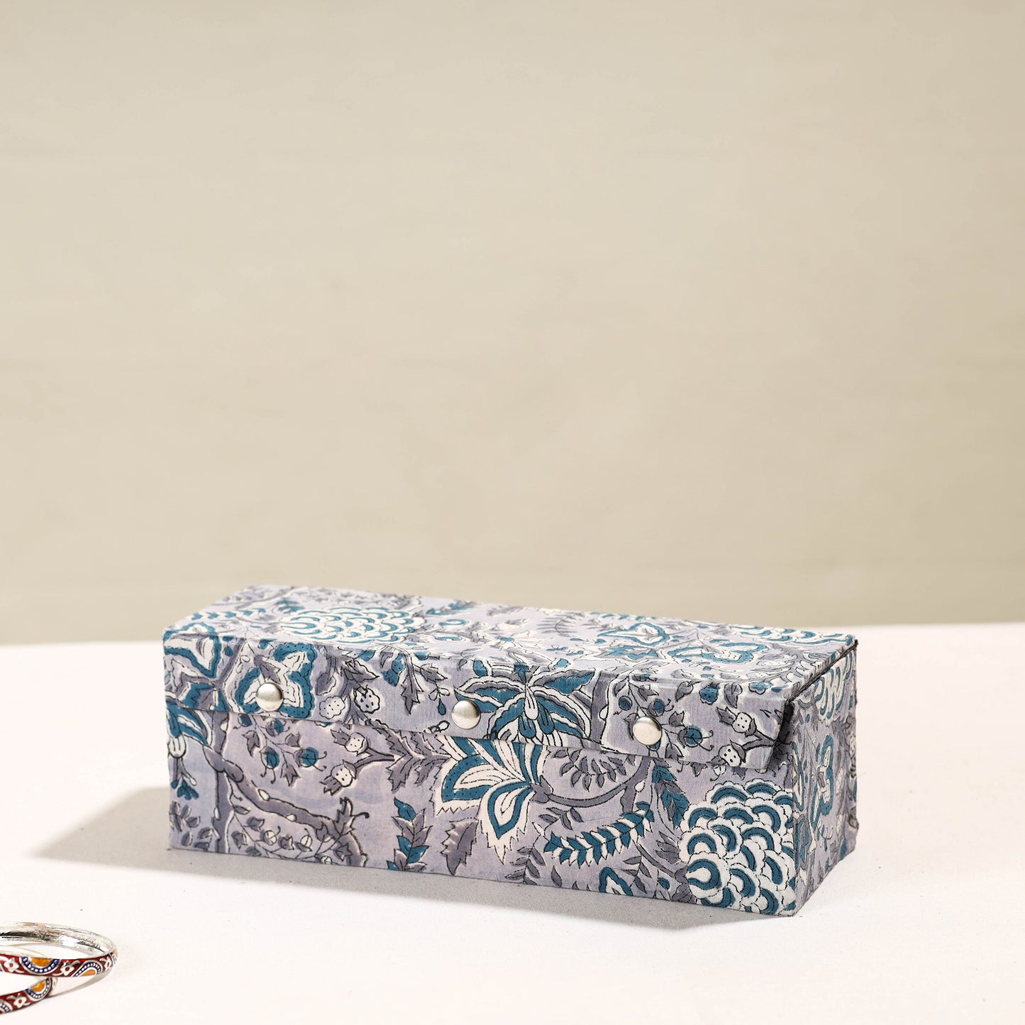 Handcrafted Sanganeri Fabric Embellished One Rod Bangle Box (11 x 3.5 in)