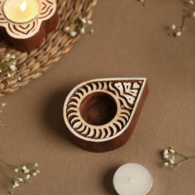  Hand Carved Sheesham Wood Block Tealight Candle Holder Online at iTokri.com 