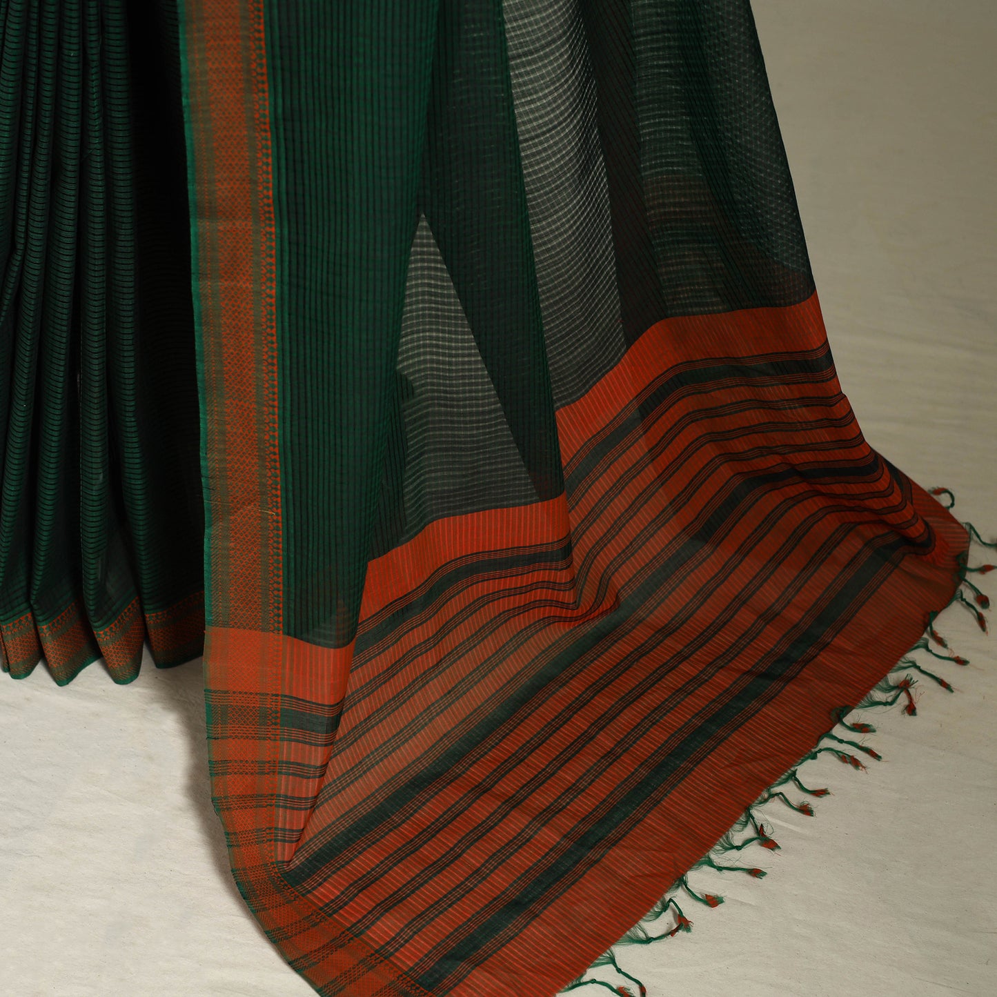 Green Handloom Missing Checks Cotton Mangalagiri Saree